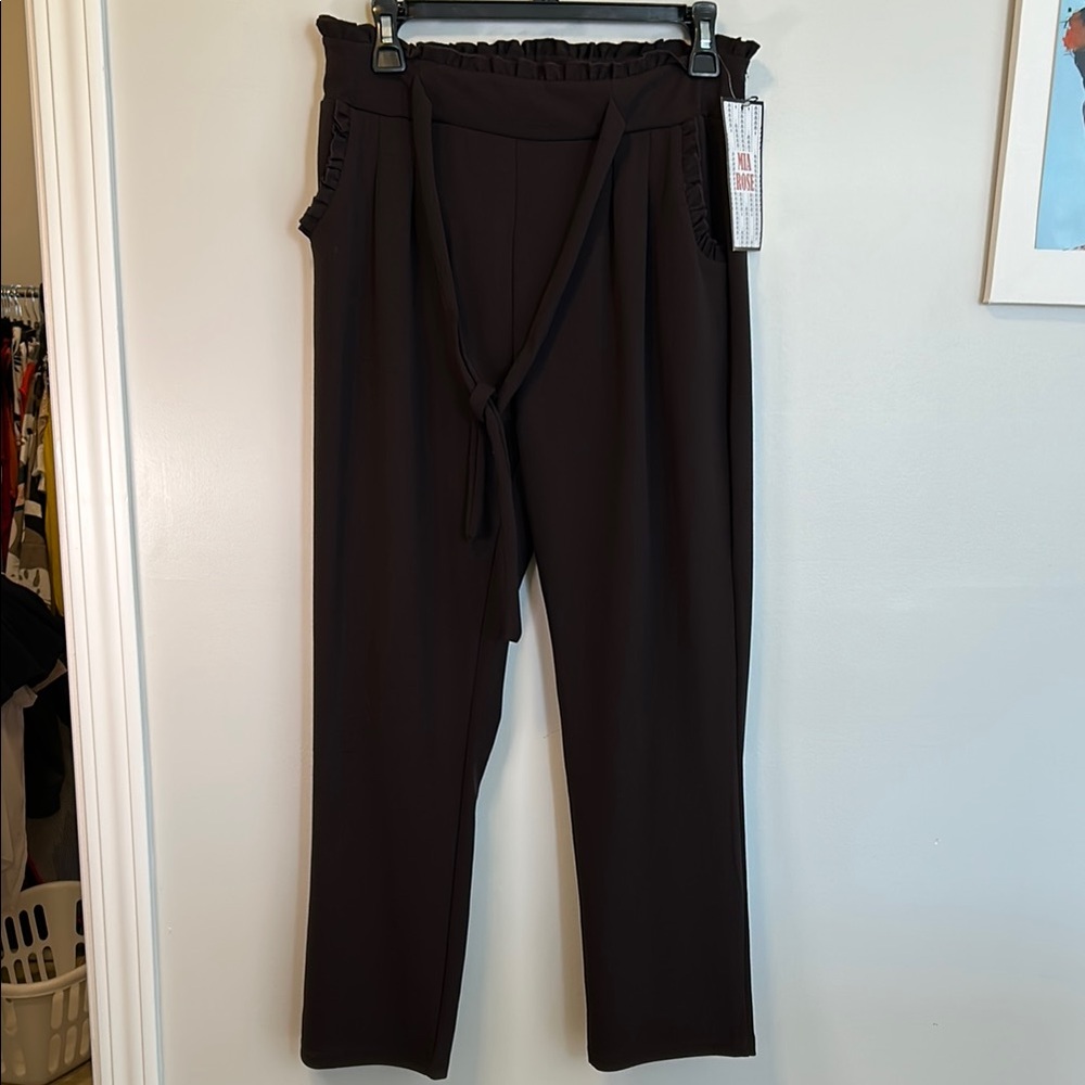 Mia Rose brown size large pants